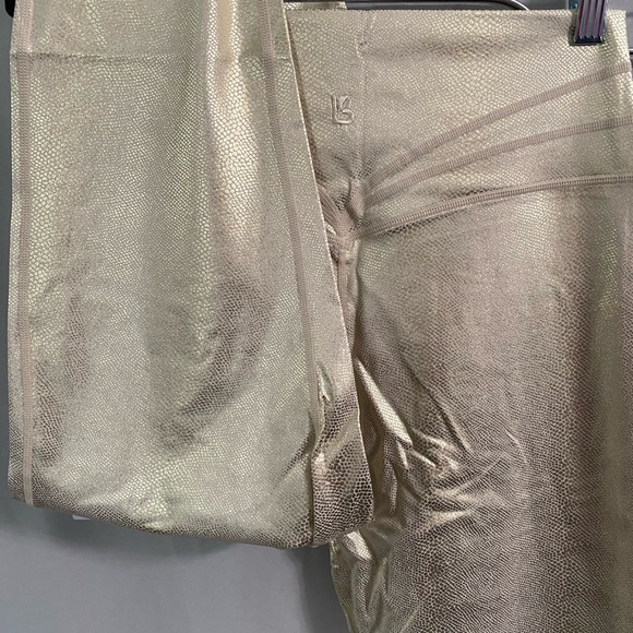 New buffbunny leggings, xl, gold/beige. - Picture 2 of 3